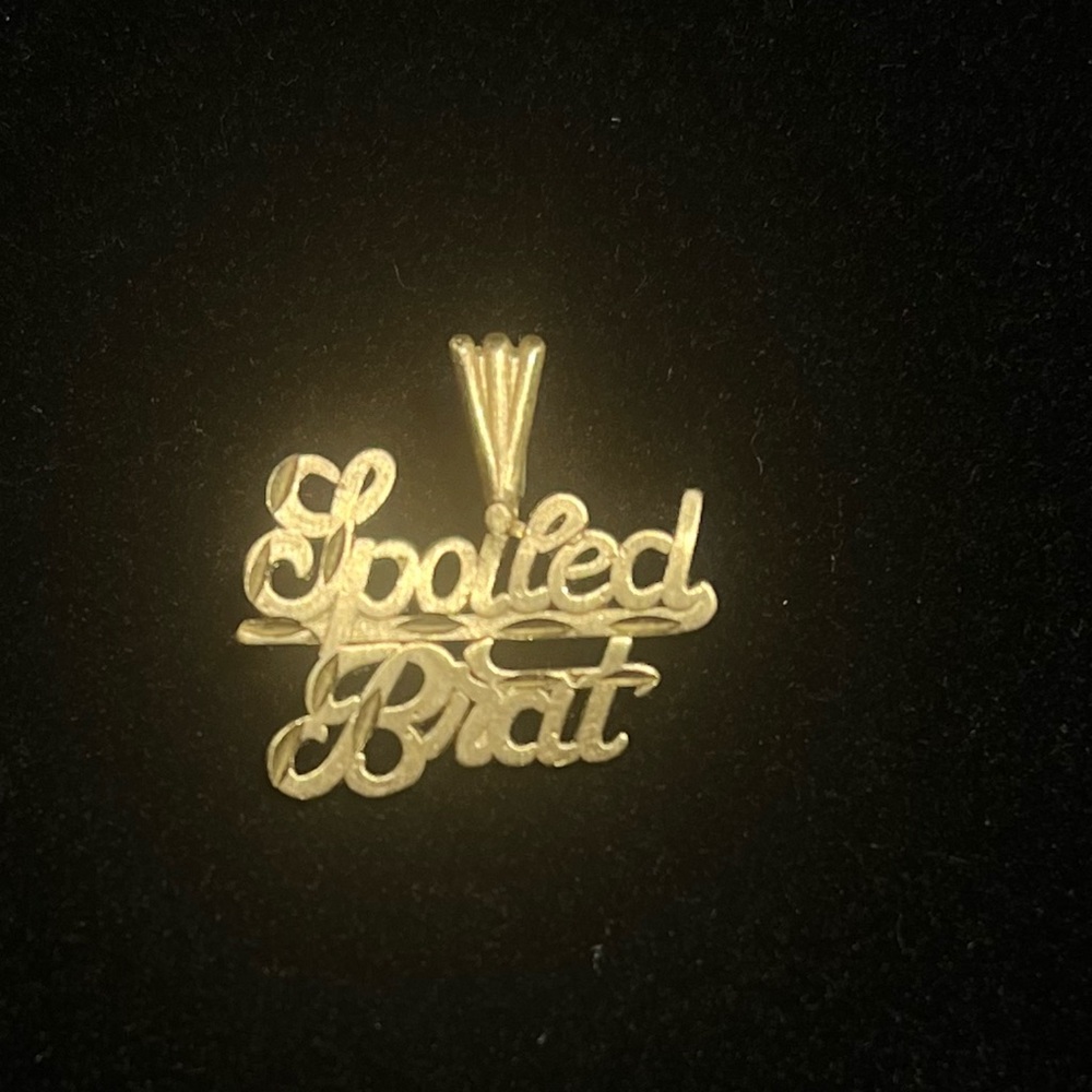 🎉 14K Yellow Gold “Spoiled Brat” Charm